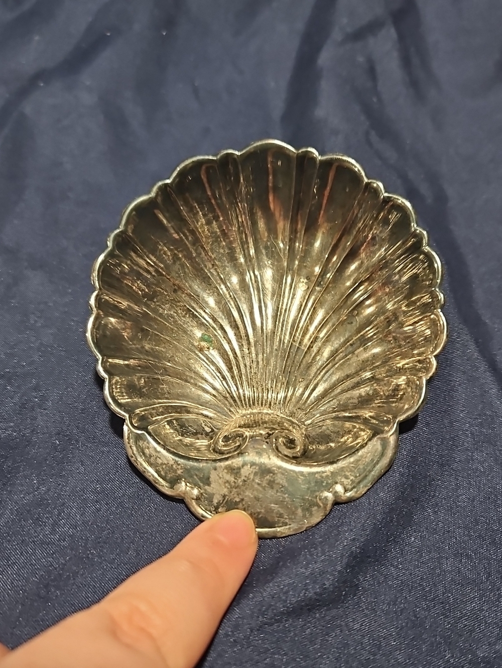 Vintage Shell Trinket Dish - Gold Tone